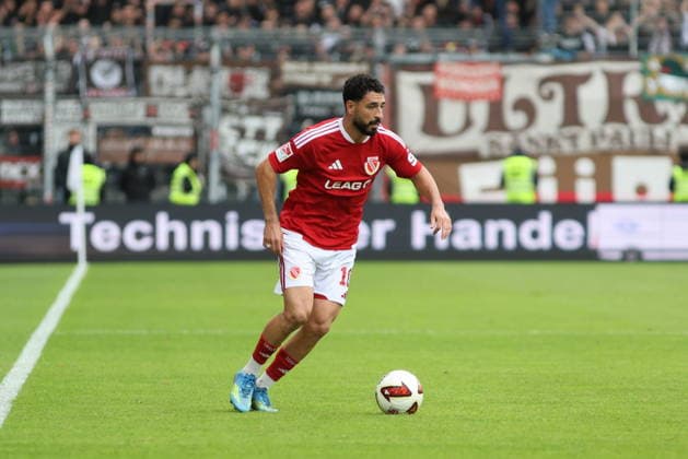 10 Tolcay Cigerci Energie Cottbus Soccer 2. Bundesliga 2026 2027 FC Energie Cottbus FC St. Pauli