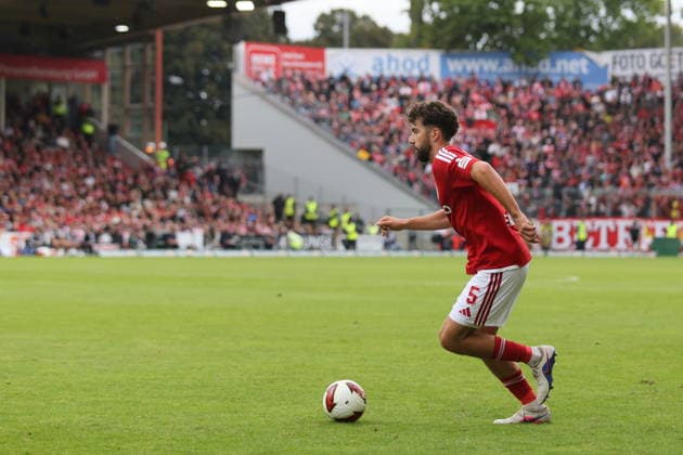 5 Dominik Pelivan Energie Cottbus Soccer 2. Bundesliga 2026 2027 FC Energie Cottbus FC St. Pauli