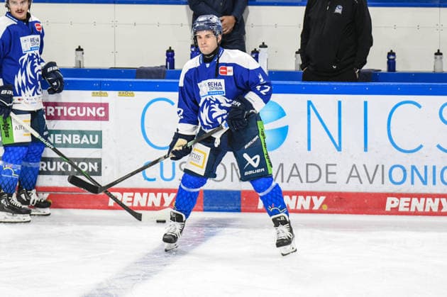Straubing Tigers vs. Krefeld Pinguine, Ice Hockey, German Ice Hockey League, Penny DEL, Matchday 1, 2026–2027 Season, September 23, 2026, Joseph Duszak, Straubing Tigers, Men’s Ice Hockey, German Ice Hockey League, Penny DEL, Matchday 1, 2026–2027 season on September 20, 2026, at the Eisstadion am Pulverturm; Straubing Tigers (blue) vs. Krefeld Pinguine (white)