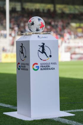 Google Pixel Women s Bundesliga: SC Freiburg vs. Bayer 04 Leverkusen, September 20, 2026—Match ball on a pedestal featuring the Google Pixel Women s Bundesliga logo. Google Pixel Women s Bundesliga: SC Freiburg vs. Bayer 04 Leverkusen, Dreisamstadion, September 20, 2026. DFB and DFL regulations prohibit any use of photographs as image sequences and or quasi-video. Copyright: xBEAUTIFULxSPORTS Boscox