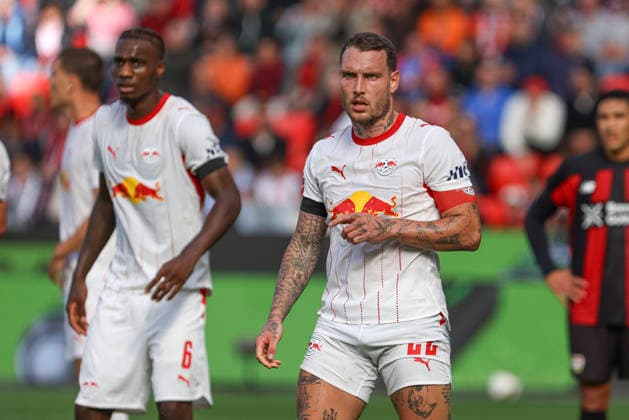 David Raum of RB Leipzig looks on during the Bundesliga match between Bayer 04 Leverkusen and RB Leipzig, BayArena on September 20, 2026, in Leverkusen, Germany. Photo by Oliver Kaelke, DeFodi Images. David Raum of RB Leipzig looks on during the Bundesliga match between Bayer 04 Leverkusen and RB Leipzig at BayArena on September 20, 2026 in Leverkusen, Germany. Photo by Oliver Kaelke, DeFodi Images. DFB and DFL regulations prohibit any use of photographs as image sequences and or quasi-video. Photo by Oliver Kaelke, DeFodi Images.