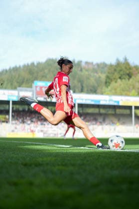 Ilayda Acikgöz Ilayda Acikgoez SC Freiburg, 30th corner kick, Germany, soccer, Google Pixel Women s Bundesliga, Matchday 5, 2026–2027, SC Freiburg vs. Bayer 04 Leverkusen, September 20, 2026, Dreisamstadion, Freiburg, Dreisamstadion, Baden-Württemberg, Germany Copyright: xArnexAmbergx