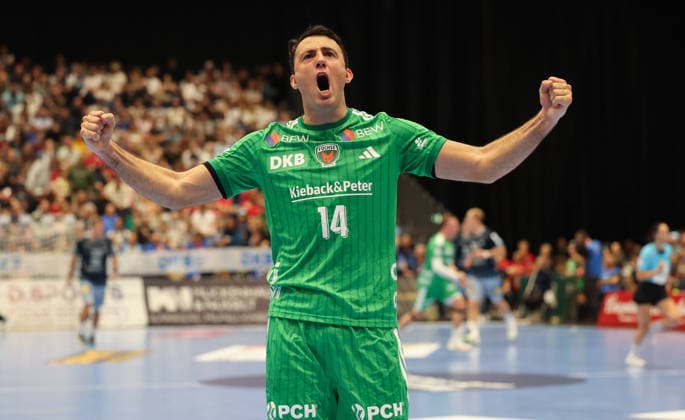 Aitor Arino of Füchse Berlin, age 14, celebrates after scoring a goal. GER, Bergischer HC vs. Füchse Berlin, Handball, Opel Handball Bundesliga, Matchday 5, 2026–2027 season, September 20, 2026 GER, Bergischer HC vs. Füchse Berlin, Handball, Opel Handball Bundesliga, Matchday 5, 2026–2027 season, September 20, 2026 Düsseldorf Copyright: xEibner-Pressefoto ThomasxStoeckex EP_TSR
