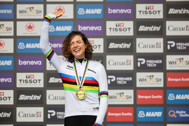 2026 UCI Road World Championships Picture by Alex Whitehead SWpix.com - 20 09 2026 - Cycling - 2026 UCI Road World Championships - MontrÃ al, Canada - Women Elite Individual Time Trial (ITT) - Marlen Reusser (Switzerland) on the podium receiving the Gold Medal to become World Champion MontrÃ al Avenue du Parc Canada Copyright: x xSWpix.comx(t axPhotographyxHubxLtd)xAlexxWhitehead SWpix.comx SWP-3521-0205