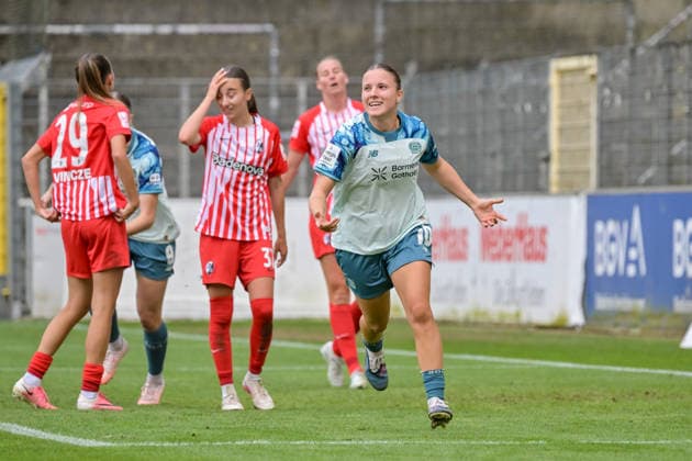 Celebration following the goal that made the score 1–2 by Estrella Merino, Bayer 04 Leverkusen Women, 10 GER, SC Freiburg vs. Bayer 04 Leverkusen, Women s Soccer, Bundesliga, Matchday 5, 2026–2027 Season, September 20, 2026 DFB regulations prohibit any use of photographs as image sequences and or quasi-video GER, SC Freiburg vs. Bayer 04 Leverkusen, Women’s Soccer, Bundesliga, Matchday 5, 2026–2027 Season, September 20, 2026, Freiburg Copyright: xEibner-Pressefotox EP_THS