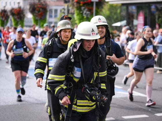 Running, Track and Field, Tübingen City Run 33, Erbelauf 2026, September 20, 2026. Featured image: Members of the Tübingen Volunteer Fire Department in full gear, wearing breathing apparatus, on the Neckar Bridge.