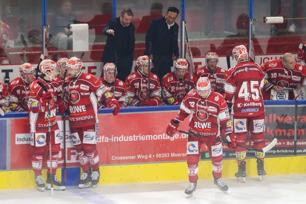 Sahnpark Crimmitschau, September 20, 2026; 2026–27 Season; Ice Hockey; 2nd Bundesliga; Regular Season; Game 2; Sachsen Ice Arena; Eispiraten; Eispiraten; EHC Freiburg; Head Coach Jussi Tuores (EPC) and Esbjörn Hofverberg (Assistant Coach, Crimmitschau, Saxony, Germany