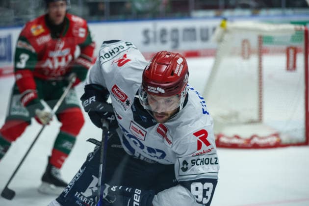 Augsburg, Germany, September 20, 2026 PENNY DEL 2026–2027 Season 2: Augsburg Panthers vs. Schwenningen Wild Wings. Pictured: Sebastian Uvira, Schwenningen Copyright: xFotostandx xStiebertx