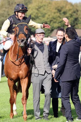 September 20, 2026, Hanover, Lower Saxony, GER Soft Winds with Vladimir Panov, Cevin Chan (right), and trainer Alicia Baum after their victory at the Hanover Racetrack, Neue Bult 260920D974HANNOVER JPG