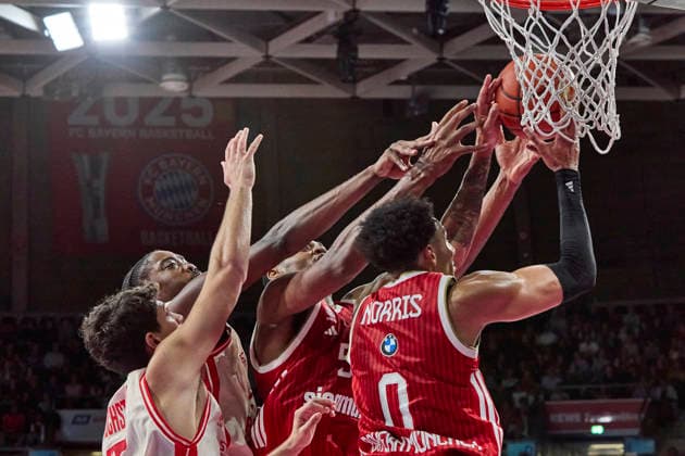 German Basketball Bundesliga (BBL), FC Bayern Munich Basketball vs. BMA365 Bamberg Baskets, Munich FC Bayern Basketball, Bamberg Baskets MBA365, September 20, 2026, at BMW Park in Munich; NORRIS, Miles, FC Bayern Basketball, Power Forward (PF), No. 0 (FCBB0); WILEY, Austin, FC Bayern Basketball, Center (C), No. 50 (FCBB50); September 20, Sportworld Munich, BMW Park, Bayern, Germany