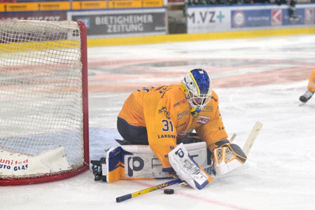 Anthony Morrone, Lausitzer Fuechse, 31, Goalie on the Puck; Bietigheim Steelers vs. Lausitzer Fuechse, Ice Hockey, DEL 2, 2026–2027 Season, September 20, 2026, Bietigheim Steelers vs. Lausitzer Fuechse, Ice Hockey, DEL 2, 2026–2027 Season, September 20, 2026, Bietigheim Copyright: xEibner-Pressefotox EP_TBR