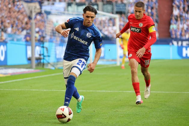 Soufiane El Faouzi of FC Schalke 04 during the Bundesliga 1 match between FC Schalke 04 and SV Elversberg in the 2026–27 season. Copyright Thomas Pakusch Copyright: Thomas Pakusch