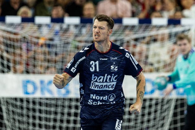 Opel HBL SG Flensburg Handewitt vs. Handball Club Hamburg, September 20, 2026—Emil Jakobsen (No. 31) celebrates a goal; SG Flensburg Handewitt vs. Handball Club Hamburg, GGW Arena, September 20, 2026 Copyright: xBEAUTIFULxSPORTS MarioxM.xKobergx