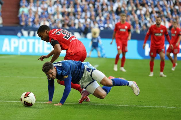 Robin Gosens FC Schalke 04 during the Bundesliga 2026–27 season match between FC Schalke 04 and SV Elversberg. Copyright Thomas Pakusch Copyright: Thomas Pakusch
