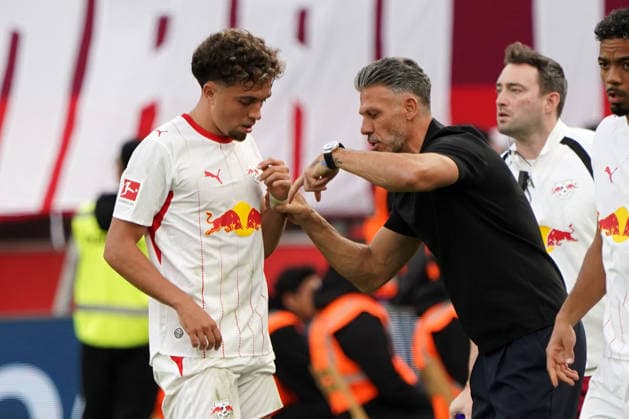 Leverkusen Soccer, 2026–2027 Bundesliga Season, Bayer 04 Leverkusen vs. RB Leipzig, September 20, 2026, BayArena, Leverkusen; Neil El Aynaoui, Martin Demichelis (RB Leipzig coach), Argentina; Action, Still Image