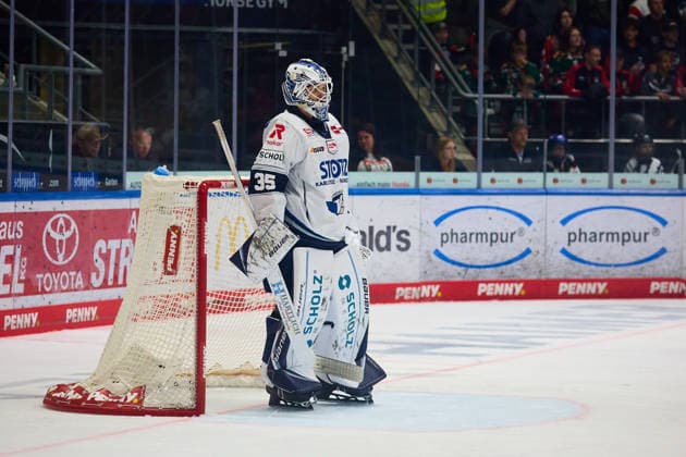 Portrait, Cutout: Simon Wolf, Schwenninger Wild Wings, 35 GER, Augsburger Panther vs. Schwenninger Wild Wings, Ice Hockey, PENNY DEL, Matchday 2, 2026–2027 Season, September 20, 2026 GER, Augsburger Panther vs. Schwenninger Wild Wings, ice hockey, PENNY DEL, Matchday 2, 2026–2027 season, September 20, 2026 Germany Copyright: xEibner-Pressefoto GeraldxOelze-dexStoppanyx EP_ODS