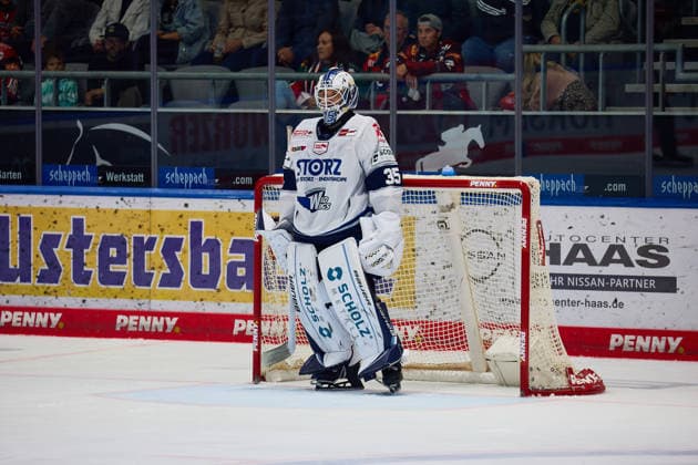 Simon Wolf Schwenninger Wild Wings, 35 GER, Augsburger Panther vs. Schwenninger Wild Wings, Ice Hockey, PENNY DEL, Matchday 2, 2026–2027 Season, September 20, 2026 GER, Augsburger Panther vs. Schwenninger Wild Wings, Ice Hockey, PENNY DEL, Matchday 2, 2026–2027 Season, September 20, 2026 Germany Copyright: xEibner-Pressefoto GeraldxOelze-dexStoppanyx EP_ODS
