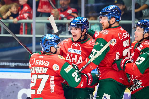 Kyle Mayhew, Augsburg Panthers, 27; Philipp Krauß, Augsburg Panthers, 20; Kyle Wood, Augsburg Panthers, 37; Jimmy Lambert, Augsburg Panthers, 23; Goal celebration after the goal; Goal making the score 6–2 GER; Augsburg Panthers vs. Schwenningen Wild Wings, ice hockey, PENNY DEL, Matchday 2, 2026–2027 season, September 20, 2026, GER, Augsburg Panthers vs. Schwenninger Wild Wings, ice hockey, PENNY DEL, Matchday 2, 2026–2027 season, September 20, 2026, Germany Copyright: xEibner-Pressefoto GeraldxOelze-dexStoppanyx EP_ODS