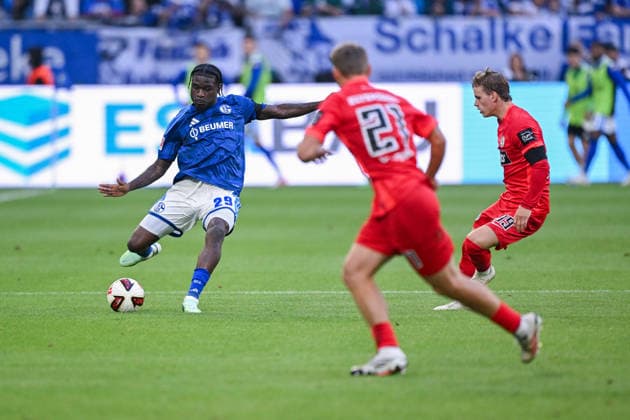 September 20, 2026, Soccer, 2026–2027 Season, Bundesliga, FC Schalke 04 vs. SV Elversberg, Junior Dina Ebimbe, FC Schalke 04 xRHR PHOTO YYx Copyright: KROEGER RHR-FOTOx RHR-FOTO YY