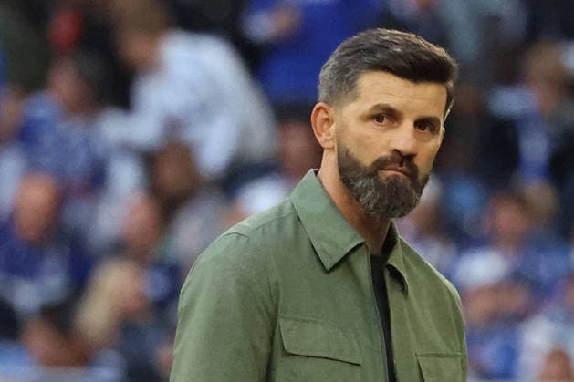 September 20, 2026, xrekx, Soccer, Bundesliga 1, FC Schalke 04 vs. SV Elversberg, left: Miron Muslic, Coach of FC Schalke 04. DFL and DFB regulations prohibit any use of photographs as image sequences and or quasi-video. Gelsenkirchen