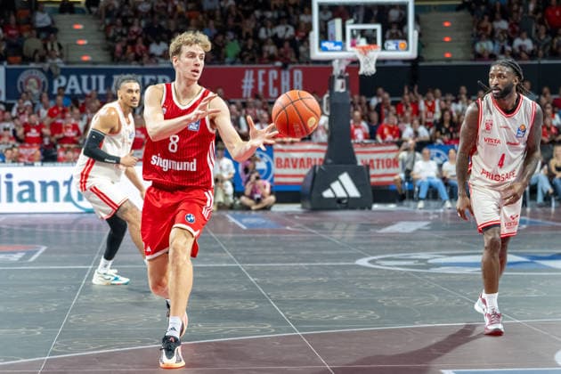 Tobias Jensen 8 FC Bayern Basketball, Jordan Jones 4 BMA365 Bamberg Baskets, FC Bayern Basketball BMA365 Bamberg Baskets, BBL, Matchday 1, September 20, 2026, Munich, Bavaria, Germany Copyright: xkolbert-press UlrichxGamelx