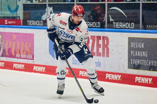 Alex Trivellato, Schwenninger Wild Wings, 53 GER, Augsburger Panther vs. Schwenninger Wild Wings, Ice Hockey, PENNY DEL, Matchday 2, 2026–2027 Season, September 20, 2026 GER, Augsburger Panther vs. Schwenninger Wild Wings, Ice Hockey, PENNY DEL, Matchday 2, 2026–2027 Season, September 20, 2026 Germany Copyright: xEibner-Pressefoto GeraldxOelze-dexStoppanyx EP_ODS