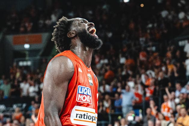 Neu Ulm, Germany, September 20, 2026: Oluwasimisola Shittu of ratiopharm Ulm gestures during the Basketball Bundesliga game between ratiopharm Ulm and MHP Riesen Ludwigsburg at the ratiopharm Arena on September 20, 2026, in Neu Ulm, Germany. Photo by Harry Langer, DeFodi Images. ratiopharm Arena, Germany, September 20, 2026. Oluwasimisola Shittu of ratiopharm Ulm gestures during the Basketball Bundesliga match between ratiopharm Ulm and MHP Riesen Ludwigsburg in Neu Ulm on September 20, 2026 at the ratiopharm Arena, Germany. Photo by Harry Langer, DeFodi Images. Photo by Harry Langer, DeFodi Images.