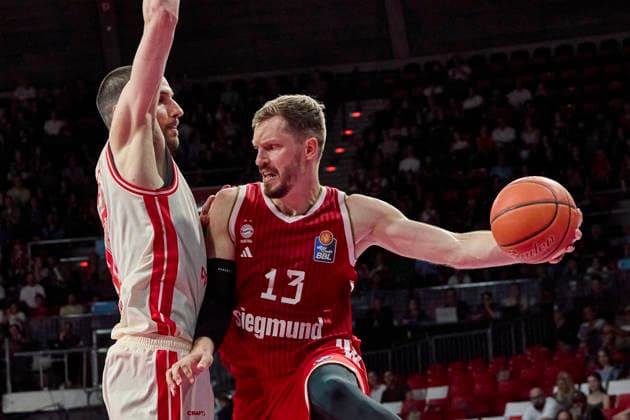 German Basketball Bundesliga (BBL), FC Bayern Munich Basketball vs. BMA365 Bamberg Baskets, Munich FC Bayern Basketball, Bamberg Baskets MBA365, September 20, 2026, at BMW Park in Munich; Andreas Obst, FC Bayern Basketball, Shooting Guard (SG), No. 13 (FCBB13), Daniel Keppeler, BMA365 Bamberg Baskets, Center (C), No. 31, BAM31, Sportworld Munich, BMW Park, Bavaria, Germany