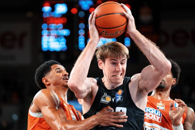 No. 42, Thomas Rutherford, MHP Riesen Ludwigsburg Ratiopharm Ulm vs. MHP RIESEN Ludwigsburg, Basketball, 1st Bundesliga, Matchday 1, 2026–2027 Season, September 20, 2026 Ratiopharm Ulm vs. MHP RIESEN Ludwigsburg, Basketball, 1st Bundesliga, Matchday 1, 2026–2027 Season, September 20, 2026 Ulm Copyright: xEibner-Pressefotox EP_FBR