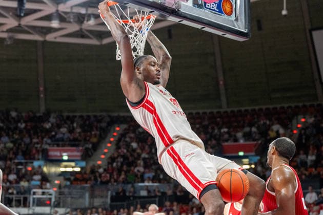 Hason Ward 20 BMA365 Bamberg Baskets, Dunk, FC Bayern Basketball BMA365 Bamberg Baskets, BBL, Matchday 1, September 20, 2026, Munich, Bavaria, Germany Copyright: xkolbert-press UlrichxGamelx