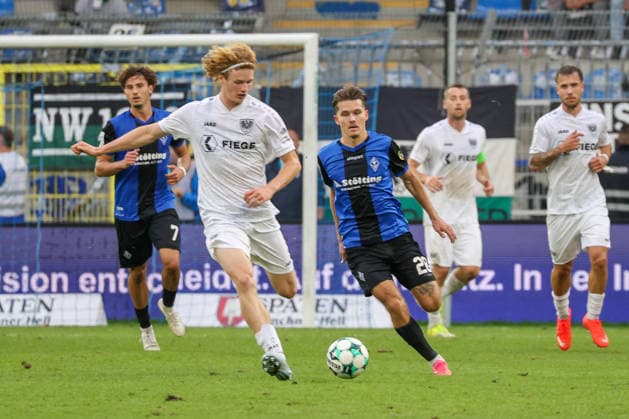 Niklas Varelmann, SC Preußen Münster, 36, Diego Michel, SV Waldhof Mannheim, 28. Soccer 3rd Division, Matchday 7, SV Waldhof Mannheim vs. SC Preußen Münster on September 20, 2026, at Carl Benz Stadium in Mannheim, Germany, 2026. Franz Reindel, Mannheim, Carl Benz Stadium, Germany Copyright: xFranzxReindelx