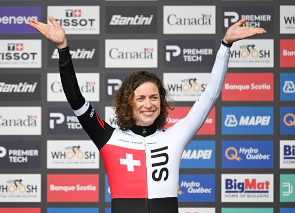September 20, 2026, Montreal, Pq, CANADA: Marlen Reusser, of Switzerland, waves to the crowd after winning the women s elite individual time trials (ITT) at the UCI Road World Championships cycling event in Montreal on Sunday, Sept. 20, 2026. Canada News - September 20, 2026  - ZUMAc35_ 20260920_zaf_c35_036 Copyright: xGrahamxHughesx