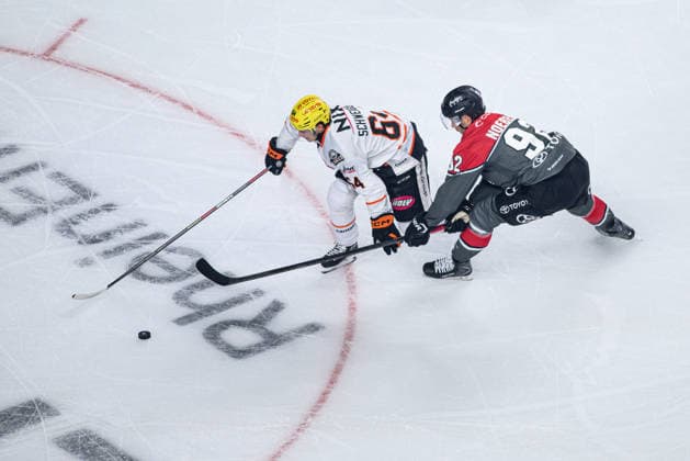 COLOGNE, GERMANY - 20 SEPTEMBER, 2026: Markus Schweiger, Marcel Noebels - The PENNY DEL Ice hockey, Eishockey match Koelner Haie vs. Loewen Frankfurt at LANXESS arena.  Copyright: xVitaliixKliuievx