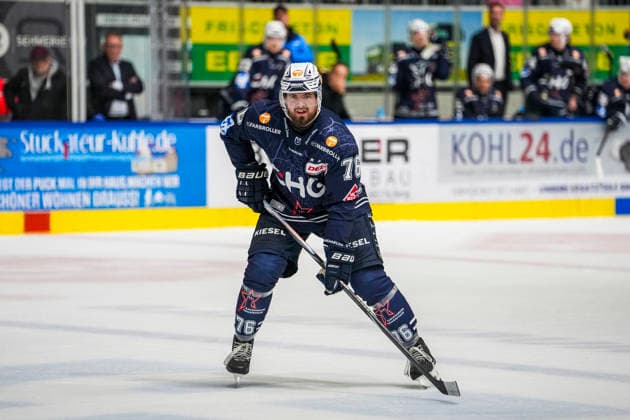 Denis Pfaffengut, Ravensburg Towerstars, 76, GER, Ravensburg Towerstars vs. Eisbären Regensburg, Ice Hockey, DEL2 Regular Season, Matchday 2, 2026–2027 Season, September 20, 2026, GER, Ravensburg Towerstars vs. Eisbären Regensburg, Ice Hockey, DEL2 Regular Season, Matchday 2, 2026–2027 Season, September 20, 2026, Ravensburg Copyright: xEibner-Pressefoto MaximilianxRistx EP_MRT