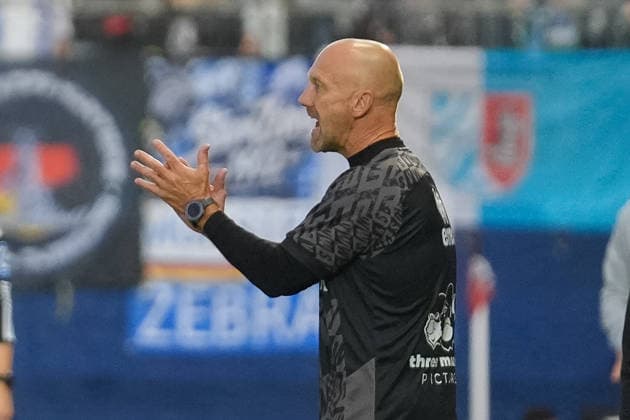 Germany Soccer 3rd Division 2026–2027, Matchday 7: SV Wehen Wiesbaden vs. MSV Duisburg at Brita Arena, Wiesbaden; Frank Steinmetz, Head Coach of SVW: Gestures, Body Language, Emotion Copyright: xTobiasxWentzellx