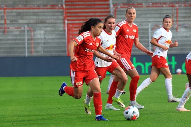 September 20, 2026, GER Germany, Soccer, Bundesliga 1, Women, 2026–2027, Alte Foersterei, 1. FC Union vs. RB Leipzig, Judit Pujols (1. FC Union Berlin) 5, Sara Pusztai (RB Leipzig) 18. DFB and DFL regulations prohibit any use of photographs as image sequences and or quasi-video. nordphoto GmbH, Engler, Berlin, Alte Foersterei Stadium, Berlin, Germany Copyright: xNordphotox xEnglerx