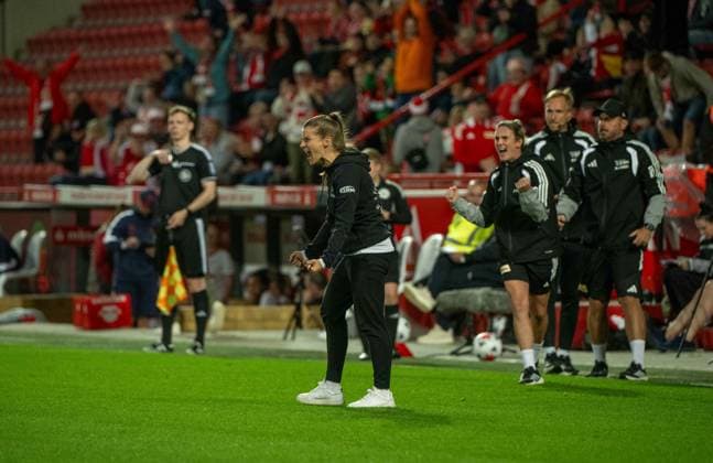 Soccer, Women s, 2026–2027 Season, Google Pixel Women s Bundesliga Matchday 5, 1. FC Union Berlin vs. RB Leipzig, Coach Marie Louise Eta (Women s 1. FC Union), Celebration after the 2–2 goal, September 20, 2026, Copyright: xMatthiasxKochx