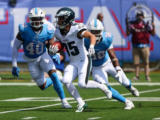 Sep 20, 2026; Nashville, TN, USA; Philadelphia Eagles wide receiver Britain Covey (85) returns a punt during the NFL, American Football Herren, USA regular season game between the Philadelphia Eagles and Tennessee Titans at Nissan Stadium. Mandatory Credit: -Cal Media Nashville USA - ZUMAc04_ 20260920_zma_c04_018 Copyright: xStephenxFurstx