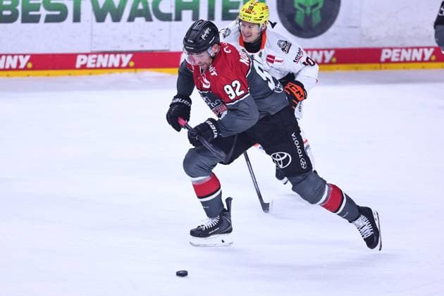 Marcel Noebel s Kölner Haie, 92 am Puck GER, Kölner Haie vs. Löwen Frankfurt, Ice Hockey, PENNY DEL, Matchday 2, 2026–2027 Season, September 20, 2026 GER, Kölner Haie vs. Löwen Frankfurt, ice hockey, PENNY DEL, Matchday 2, 2026–2027 season, September 20, 2026 Cologne Copyright: xEibner-Pressefoto RenexWeissx EP_RWS
