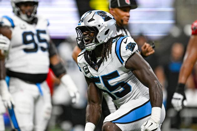 ATLANTA, GA - SEPTEMBER 20: Carolina linebacker Devin Lloyd (55) celebrates a defensive stop during the NFL, American Football Herren, USA game between the Carolina Panthers and the Atlanta Falcons on September 20th, 2026 at Mercedes-Benz Stadium in Atlanta, GA. (Photo by Rich von Biberstein Icon Sportswire) NFL: SEP 20 Panthers at Falcons EDITORIAL USE ONLY Icon260920013