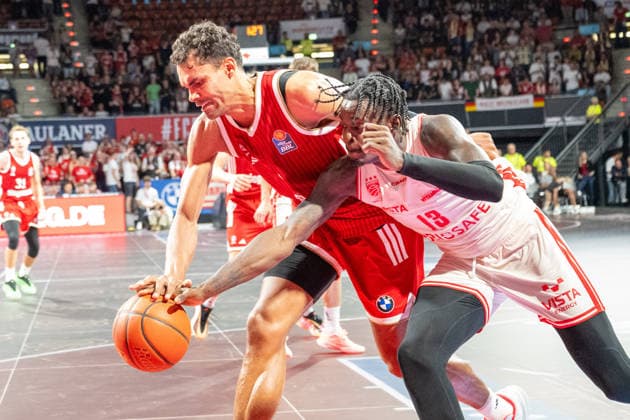 Oscar da Silva 1 FC Bayern Basketball, Trevon Scott 13 BMA365 Bamberg Baskets, FC Bayern Basketball BMA365 Bamberg Baskets, BBL, Matchday 1, September 20, 2026, Munich, Bavaria, Germany Copyright: xkolbert-press UlrichxGamelx