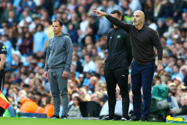 20th September 2026; Etihad Stadium, Manchester, England; Premier League Football, Manchester City versus Sunderland; Manchester City manager Enzo Maresca instructs his players RogerxEvans