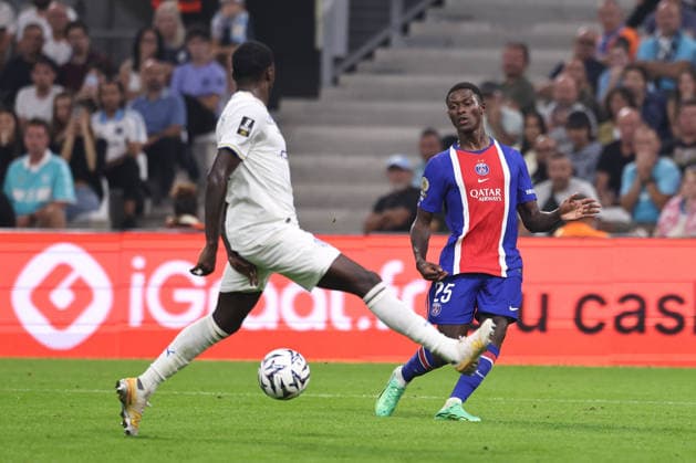 FOOTBALL : Olympique de Marseille vs. Paris Saint-Germain - Ligue 1 McDonald™s - 20 09 2026 Nuno MENDES (PSG) lors de la J5 de la Ligue 1 McDonald™s opposant Olympique de Marseille et Paris Saint-Germain au Stade VÃ lodrome de Marseille, le 20 septembre 2026. MarseilleFrance  Copyright: xValentinaxClaretx