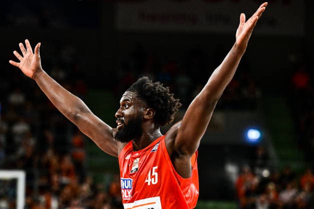 September 20, 2026, GER, Basketball, Men s, easycredit Basketball Bundesliga, 2026–2027 Season, Matchday 1, ratiopharm Ulm vs. MHP Riesen Ludwigsburg, Oluwasimisola Shittu, Ulm, 45, Neu Ulm, ratiopharm Arena, Bavaria, Germany Copyright: xNordphotox xHafnerx