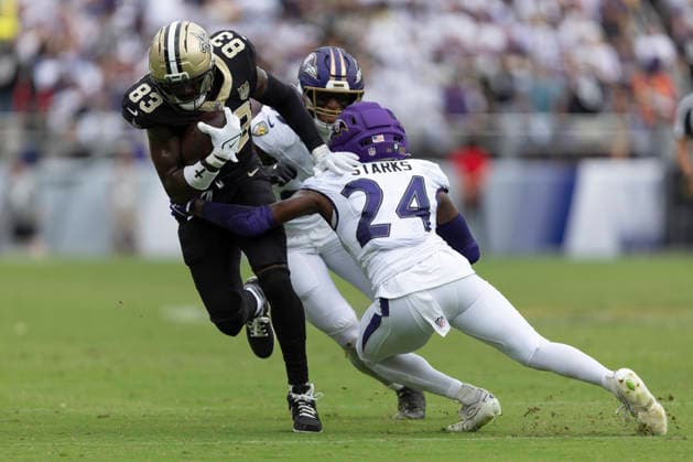 BALTIMORE, MD - SEPTEMBER 20: New Orleans Saints tight end Juwan Johnson (83) makes a move up field after catching a pass during a NFL, American Football Herren, USA football game between New Orleans Saints and Baltimore Ravens September 20, 2026 at M&T Bank Stadium in Baltimore, MD (Photo by Charles Brock Icon Sportswire) NFL: SEP 20 Saints at Ravens EDITORIAL USE ONLY Icon260920022