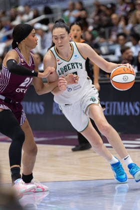 September 20, 2026, Toronto, Ontario, Toronto: Breanna Stewart 30 of New York Liberty in action during WNBA, Basketball Damen, USA between Toronto Tempo and New York Liberty at Coca-Cola Colisseum, Toronto on September 20, 2026. Toronto Toronto - ZUMAn333 20260920_znp_n333_015 Copyright: xKaxLokxNgx