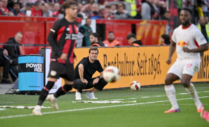Coach Carles Martinez of Bayer Leverkusen watches the Bundesliga 1 soccer match between Bayer 04 Leverkusen and RB Leipzig on September 20, 2026, in Leverkusen, Germany. DFL regulations prohibit any use of photographs as image sequences and or quasi-video. Ã‚Â