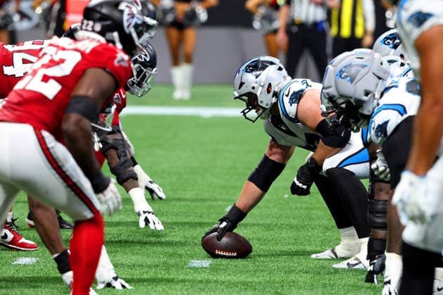 ATLANTA, GA - SEPTEMBER 20: The Carolina Panthers line up to hike the football during the Sunday afternoon NFL, American Football Herren, USA game between the Atlanta Falcons and the Carolina Panthers on September 20, 2026 at the Mercedes-Benz Stadium in Atlanta, Georgia. (Photo by David J. Griffin Icon Sportswire) NFL: SEP 20 Panthers at Falcons EDITORIAL USE ONLY Icon9532609200970