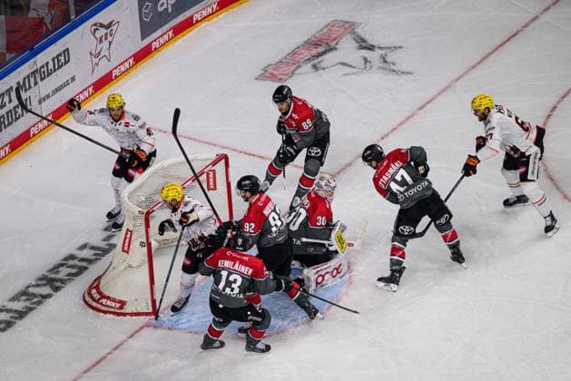 COLOGNE, GERMANY - 20 SEPTEMBER, 2026: - The PENNY DEL Ice hockey, Eishockey match Koelner Haie vs. Loewen Frankfurt at LANXESS arena.  Copyright: xVitaliixKliuievx