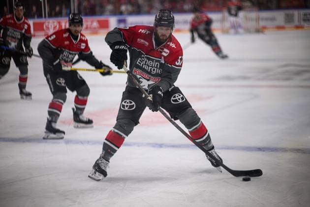 COLOGNE, GERMANY - 20 SEPTEMBER, 2026: Brady Austin - The PENNY DEL Ice hockey, Eishockey match Koelner Haie vs. Loewen Frankfurt at LANXESS arena.  Copyright: xVitaliixKliuievx